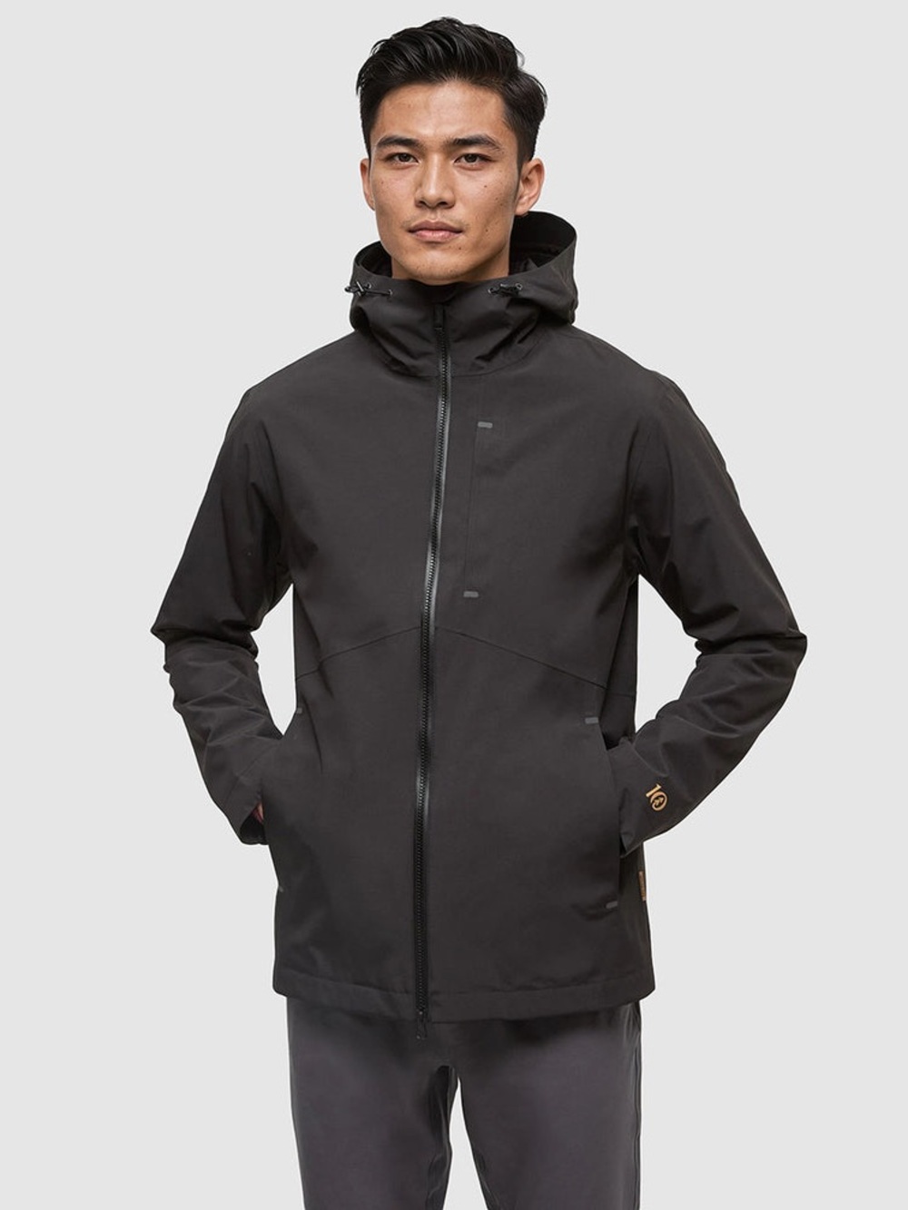 Nimbus (tentree) Rain Jacket
Waterproof Hooded Rain Jacket